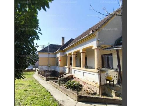 Bauernhaus kaufen in Zalakaros, 2.600 m² Grundstück, 111 m² Wohnfläche, 4 Zimmer