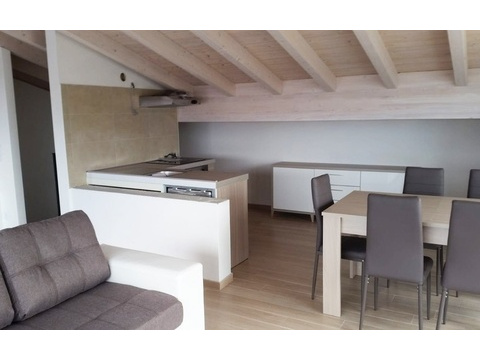 Wohnzimmer und Küche