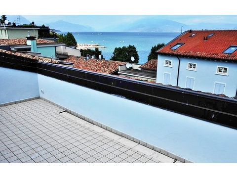 Balkon mit Seeblick