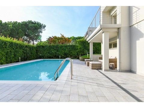 Swimmingpool