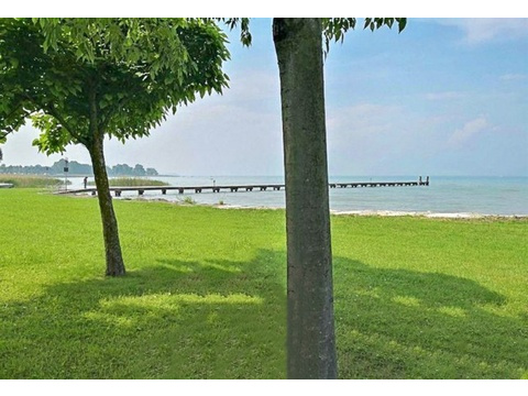 Garten direkt am See