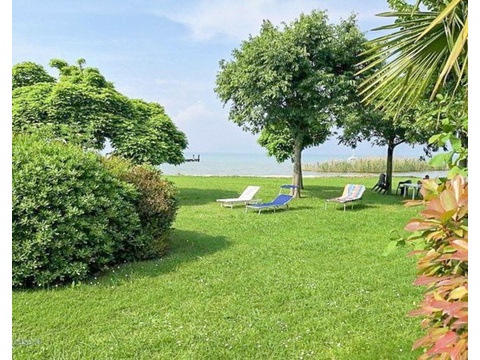 Garten direkt am See