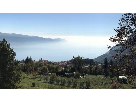 Blick auf Tiganele sul Garda