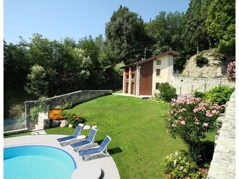 Gartenhaus mit Swommingpool