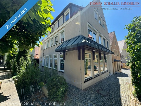 Mehrfamilienhaus kaufen in Abenberg, 438 m² Grundstück, 134 m² Wohnfläche, 15 Zimmer