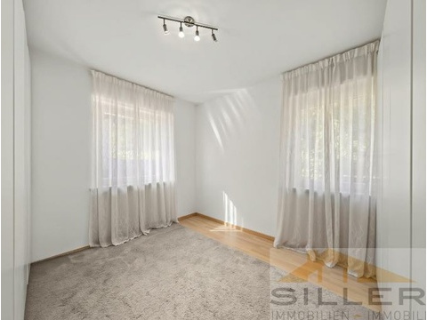 Begehbarer Kleiderschrank / weiteres Schlafzimmer