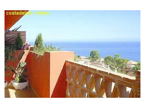 Wohnung kaufen in Benalmádena Costa, 118 m² Wohnfläche, 3 Zimmer