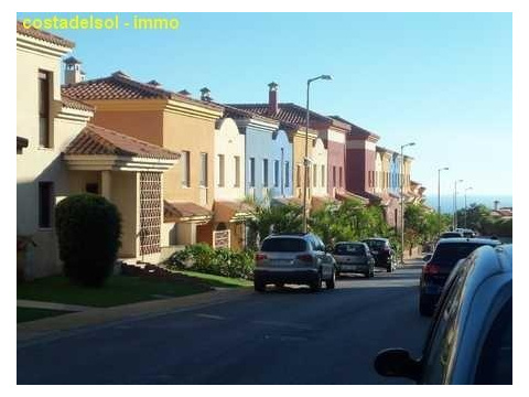 Reihenhaus kaufen in Benalmádena Costa, 131 m² Wohnfläche, 4 Zimmer