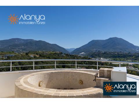 Maisonette- Wohnung kaufen in Alanya, 200 m² Wohnfläche, 4 Zimmer