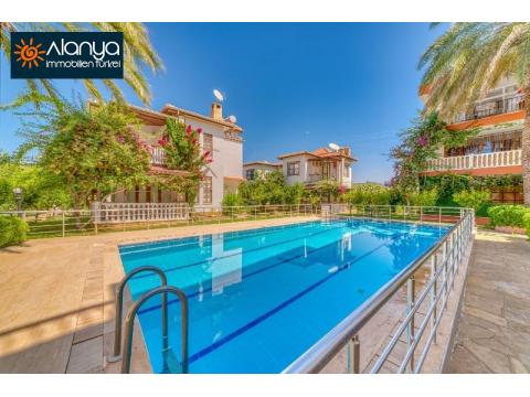 Einfamilienhaus kaufen in Alanya, 380 m² Grundstück, 200 m² Wohnfläche, 4 Zimmer