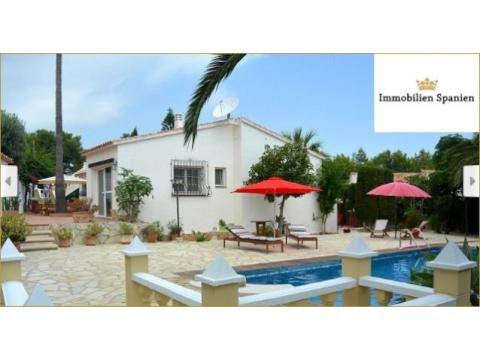 Villa kaufen in Denia, 1.170 m² Grundstück, 200 m² Wohnfläche, 3 Zimmer
