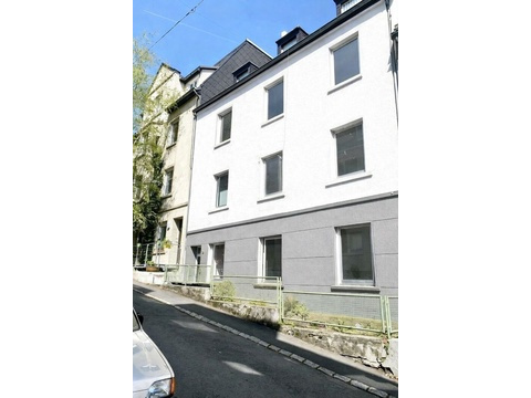 Mehrfamilienhaus kaufen in Hagen, 385 m² Grundstück, 396 m² Wohnfläche, 12 Zimmer