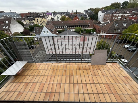 Ihr Balkon erhält noch einen neuen Belag