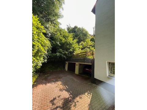 Ihre Garage