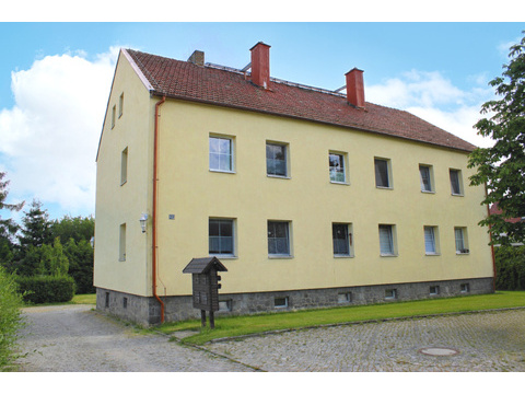 Mehrfamilienhaus kaufen in Elstra, mit Garage, mit Stellplatz