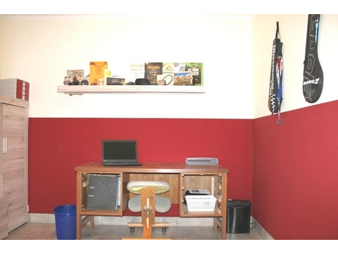 Arebitszimmer mit Glasfaseranschluss