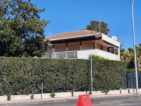 Haus kaufen, 1.000 m² Grundstück, 277 m² Wohnfläche, 8 Zimmer
