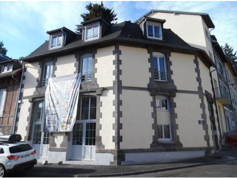 Wohnung kaufen in La Bourboule, mit Stellplatz, 63 m² Wohnfläche, 3 Zimmer