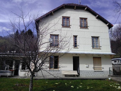 Wohnung kaufen in La Bourboule, 300 m² Wohnfläche, 8 Zimmer