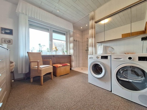 Badezimmer EG