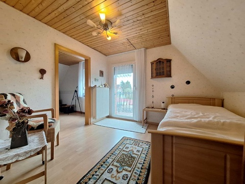 Schlafzimmer OG I