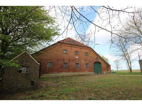 Haus kaufen in Weener, 5.979 m² Grundstück, 165 m² Wohnfläche, 6 Zimmer