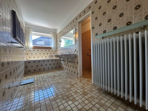 Badezimmer EG I