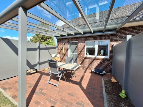 überdachte Terrasse Süd