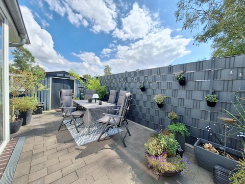 Terrassenansicht II