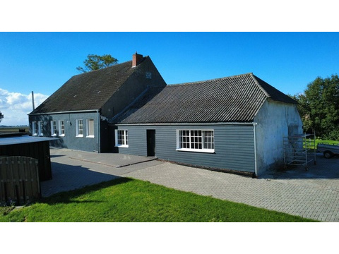 Zweifamilienhaus kaufen in Bunde, mit Stellplatz, 1.927 m² Grundstück, 240 m² Wohnfläche, 7 Zimmer