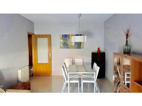 Etagenwohnung mieten in Palma, mit Stellplatz, 98 m² Wohnfläche, 4 Zimmer