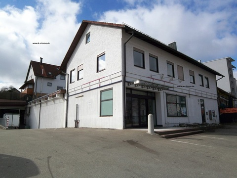WGH0029_Gebäude und Warenanlieferungen