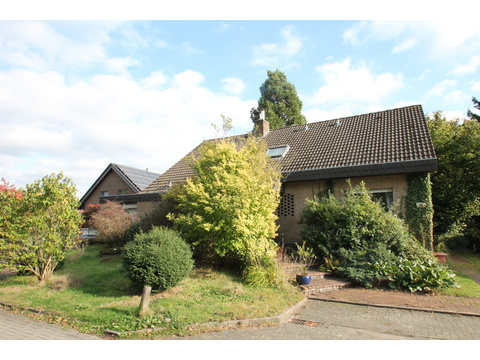 Einfamilienhaus kaufen in Hasbergen, 689 m² Grundstück, 152 m² Wohnfläche, 6 Zimmer