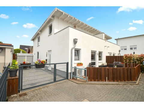 Einfamilienhaus kaufen in Sankt Augustin, mit Garage, mit Stellplatz, 240 m² Grundstück, 147 m² Wohnfläche, 5 Zimmer