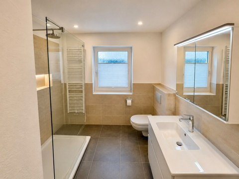 Badezimmer Erdgeschoss 1