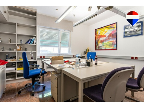 Büro- und Arbeitsbereich
