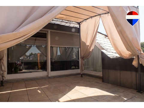 Großzügige Dachterrasse