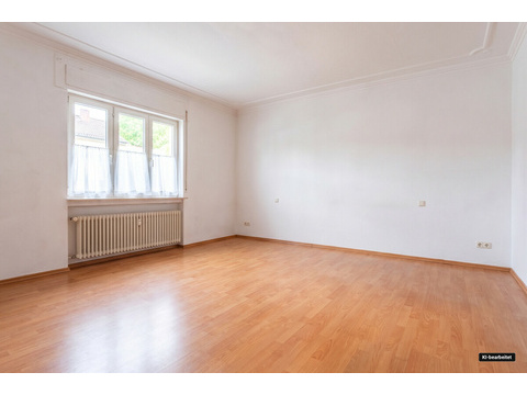Helles Schlafzimmer im Erdgeschoss