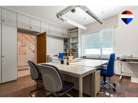 Büro- und Arbeitsbereich