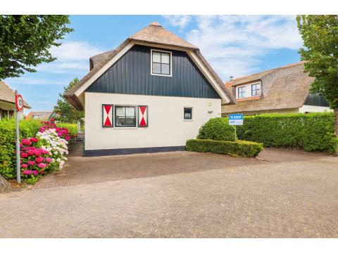Villa kaufen in Callantsoog, 350 m² Grundstück, 100 m² Wohnfläche, 3 Zimmer