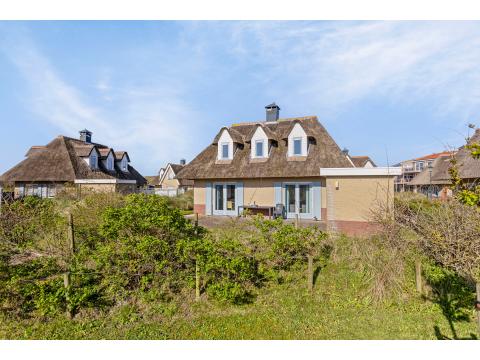 Ferienhaus kaufen in Julianadorp, 350 m² Grundstück, 95 m² Wohnfläche, 4 Zimmer