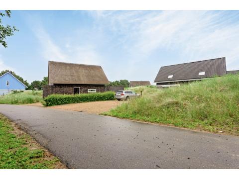 Ferienhaus kaufen in Ouddorp, 607 m² Grundstück, 87 m² Wohnfläche, 4 Zimmer