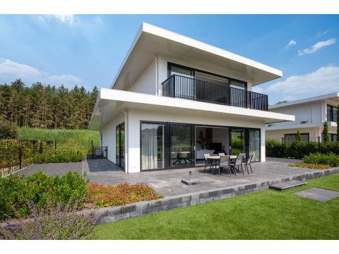 Ferienhaus kaufen in Zeewolde, 1.348 m² Grundstück, 197 m² Wohnfläche, 6 Zimmer