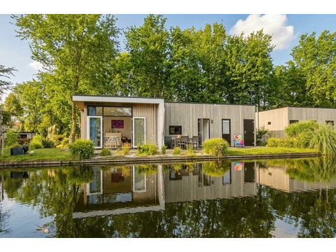 Titelfoto am Wasser – Ferienhaus zu verkaufen Hulshorst (Bad Hoophuizen)