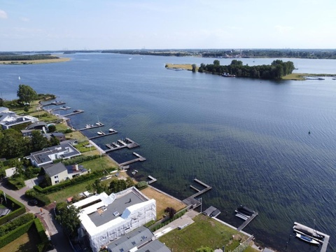 ferienhaus-am-wasser-kaufen-holland-03