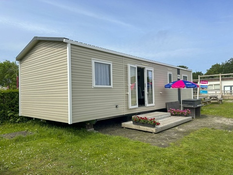 Einfamilienhaus kaufen in Renesse, 200 m² Grundstück, 40 m² Wohnfläche, 4 Zimmer