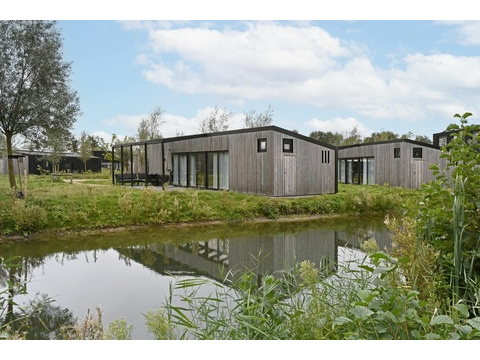 Einfamilienhaus kaufen in Zwartewaal, 396 m² Grundstück, 70 m² Wohnfläche, 4 Zimmer