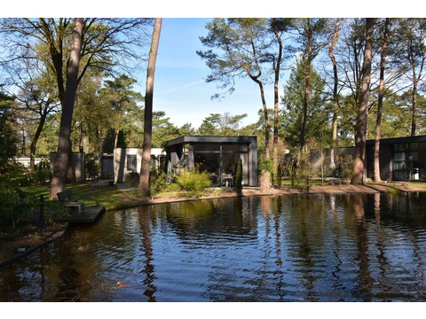 Titelfoto am Wasser – Ferienhaus zu verkaufen Otterlo (EuroParcs De Zanding)