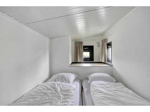 Ferienhaus-zu-verkaufen-Lakeside-Resort-Brielle003