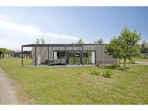 Einfamilienhaus kaufen in Zwartewaal, 394 m² Grundstück, 53 m² Wohnfläche, 4 Zimmer